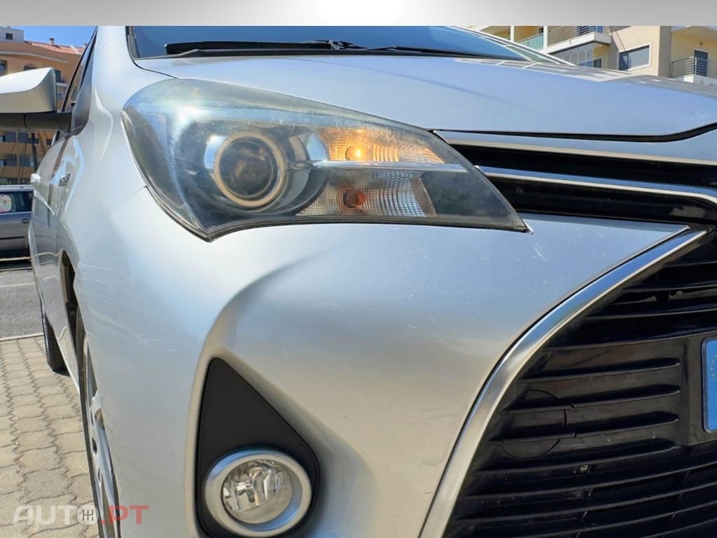Toyota Yaris 1.5 HSD Active