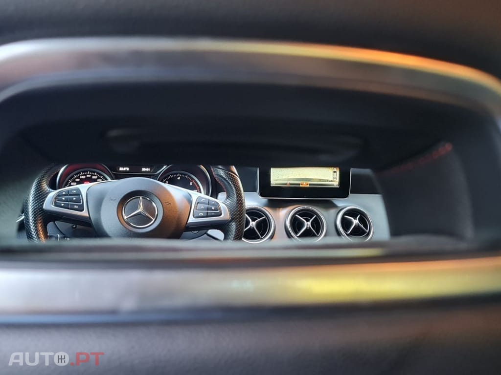 Mercedes-Benz CLA 180 d AMG Line