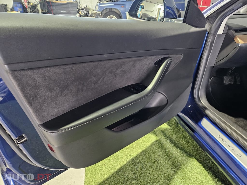 Tesla Model 3 Long Range Tração Traseira