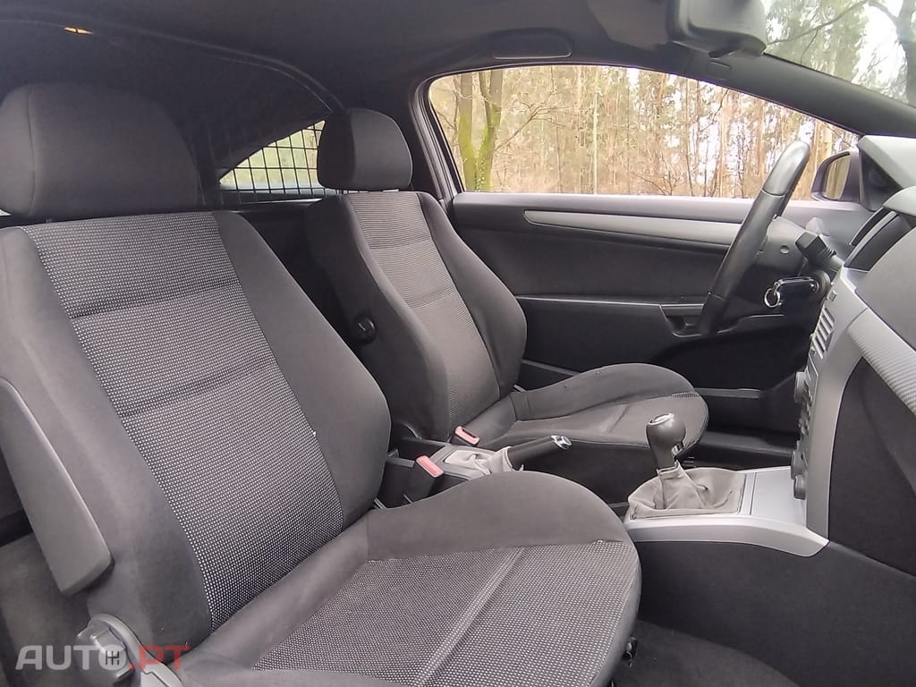 Opel Astra GTC 1.3 CDTi