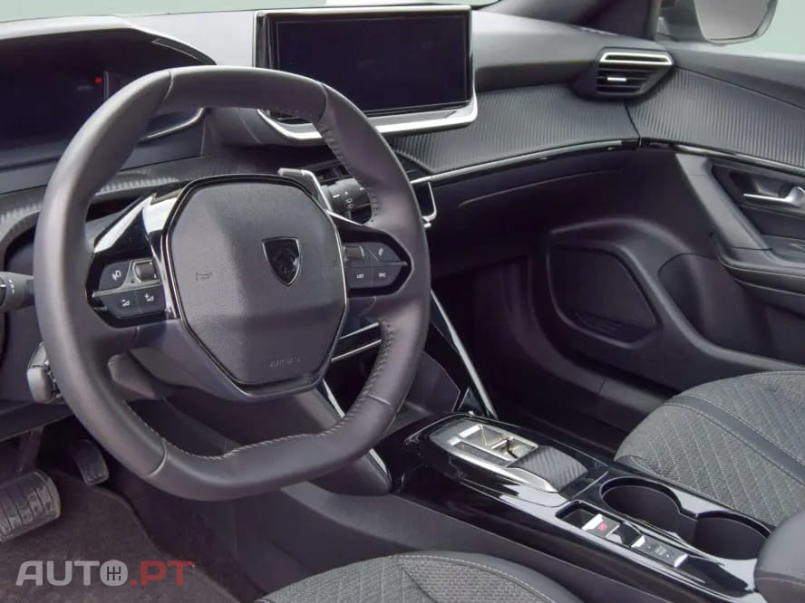 Peugeot 2008 1.2 Hybrid Allure e-DCS6