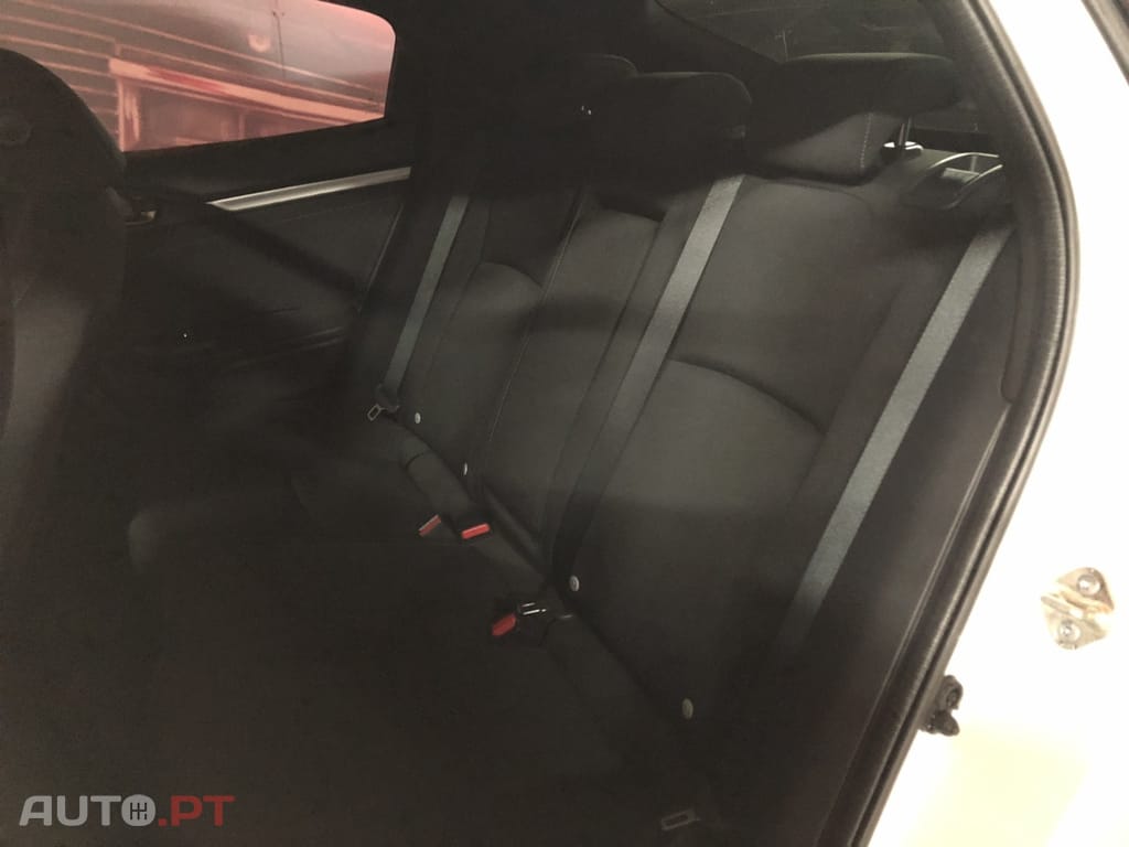 Honda Civic 1.0 i-VTEC Executive Premium