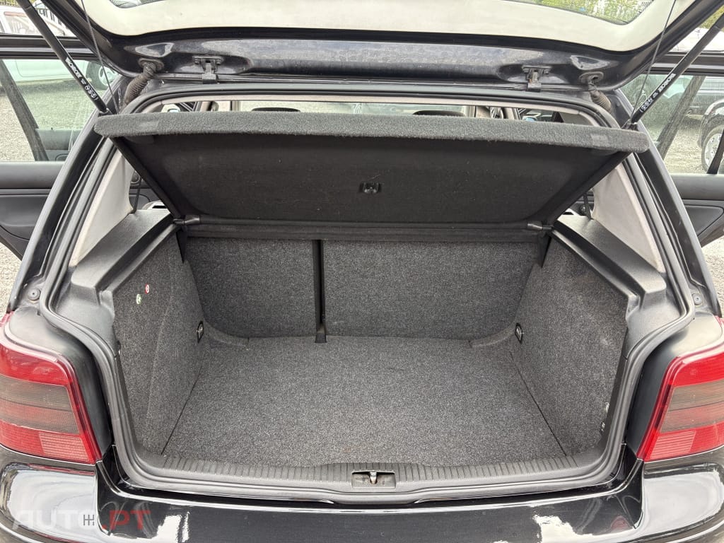 Volkswagen Golf 1.9 TDi Highline
