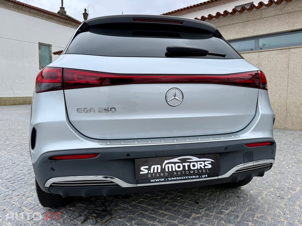 Mercedes-Benz EQA 250 AMG Line