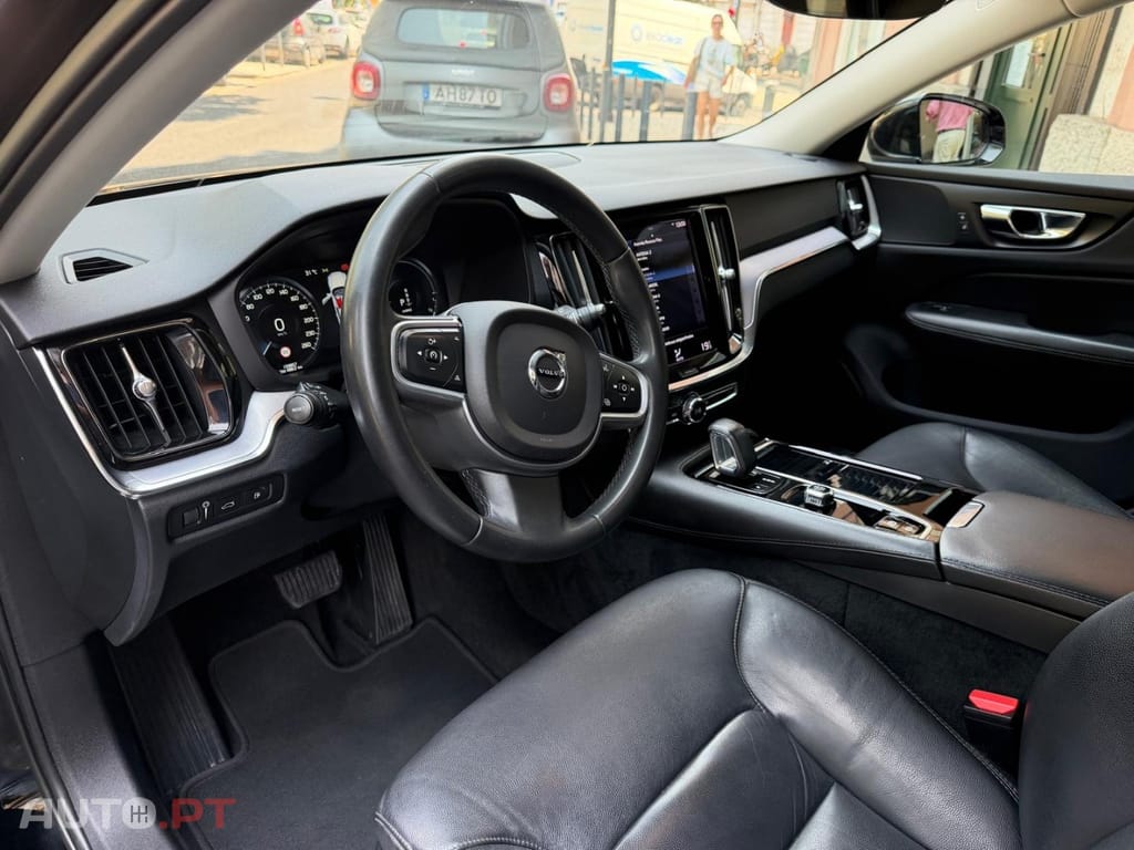 Volvo V60 2.0 T6 AWD TE Inscription Expression