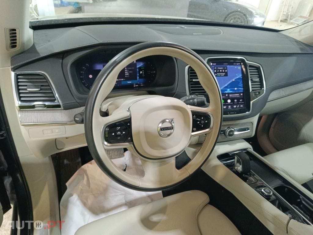 Volvo XC90 2.0 T8 PHEV Plus Bright AWD