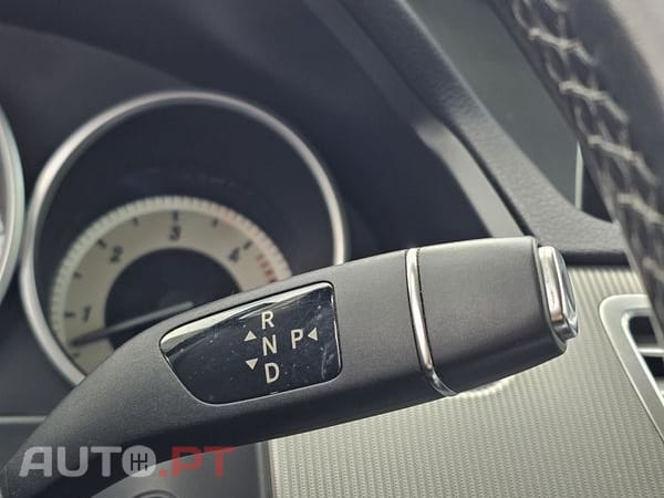 Mercedes-Benz E 350 BlueTEC