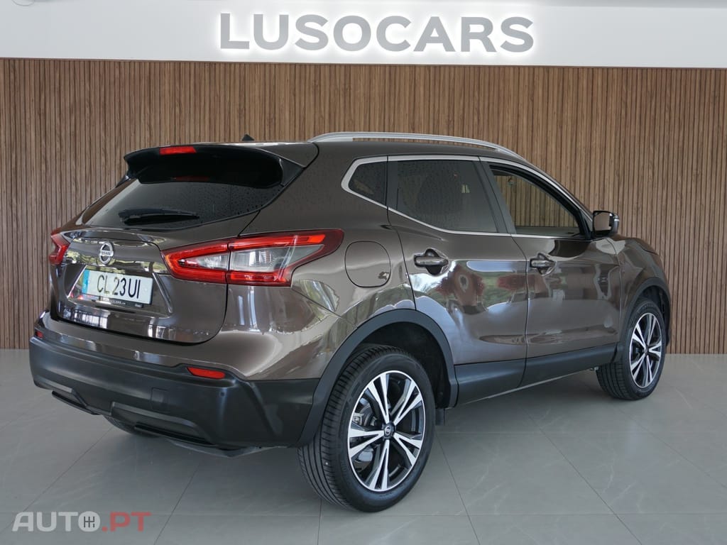 Nissan Qashqai 1.5 dCi N-Connecta J18