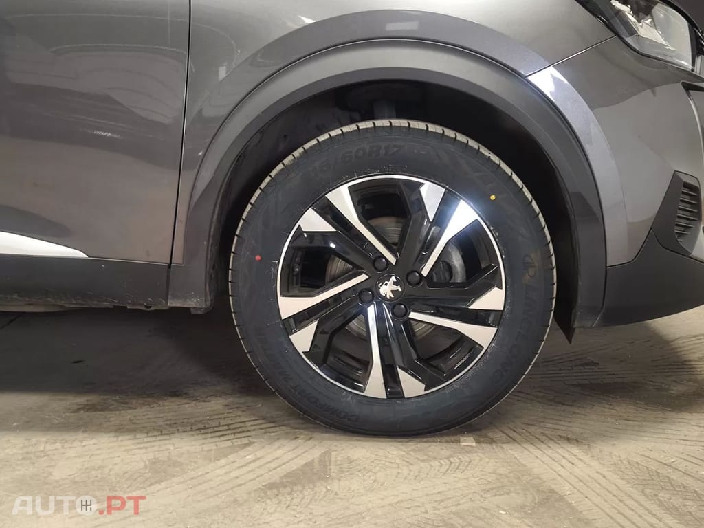 Peugeot 2008 PureTech 130 EAT8 Allure