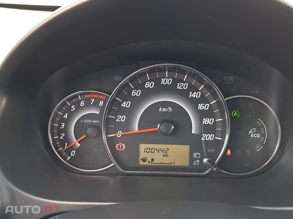 Mitsubishi Space Star 1.2 Intense Connect Edition