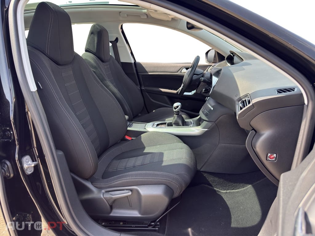 Peugeot 308 1.2 PureTech Allure
