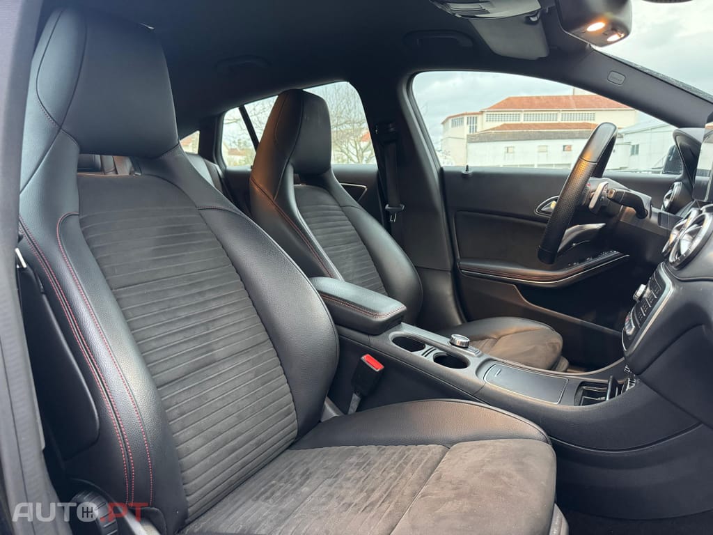 Mercedes-Benz CLA 180 7G-DCT AMG Line