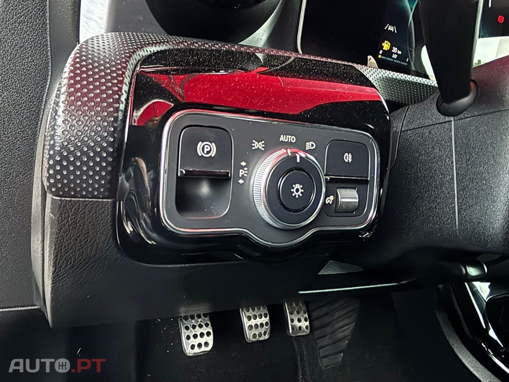 Mercedes-Benz A 180 A180 AMG 136CV