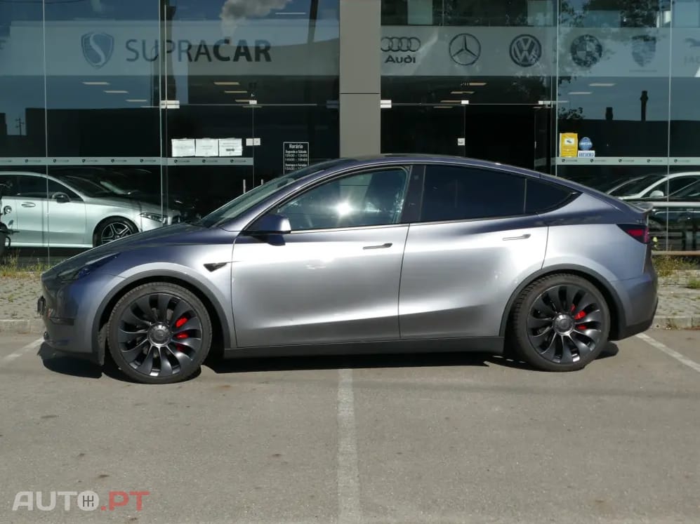 Tesla Model Y Performance Tração Integral