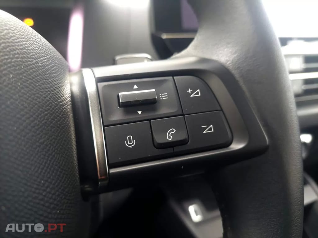 Citroen C4 X 1.2 PureTech Plus EAT8