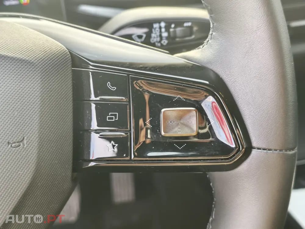 MG MG4 64 kWh Luxury