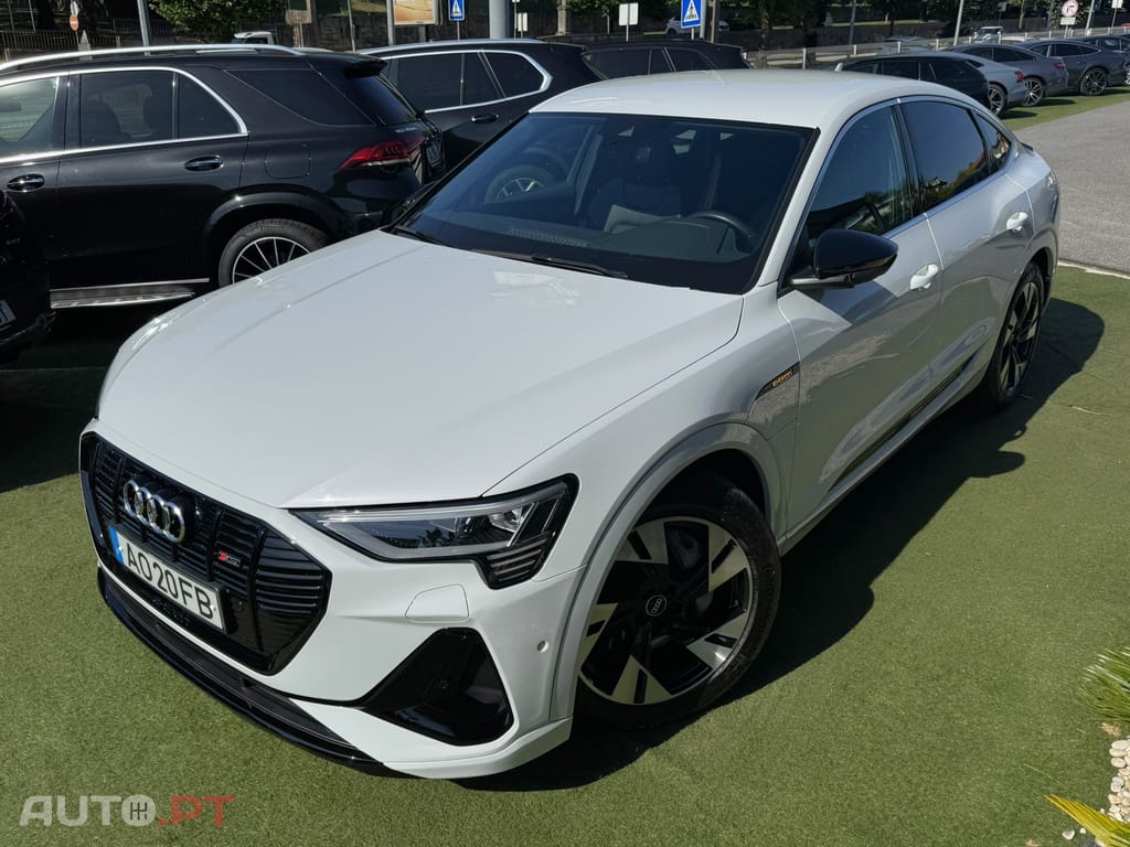 Audi E-Tron 55 quattro S line