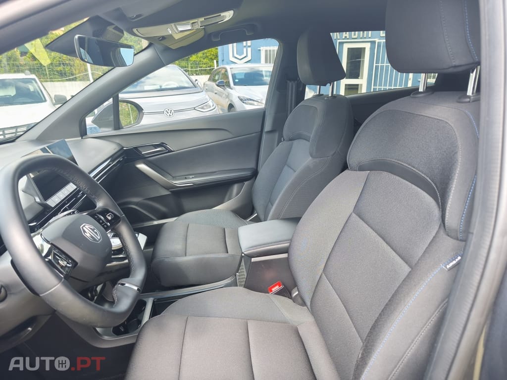 MG MG4 64 kWh Comfort