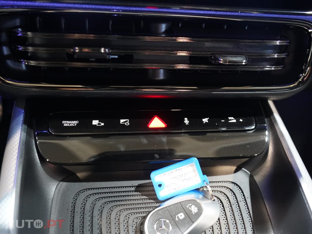 Mercedes-Benz CLA 250 com tecnologia EQ