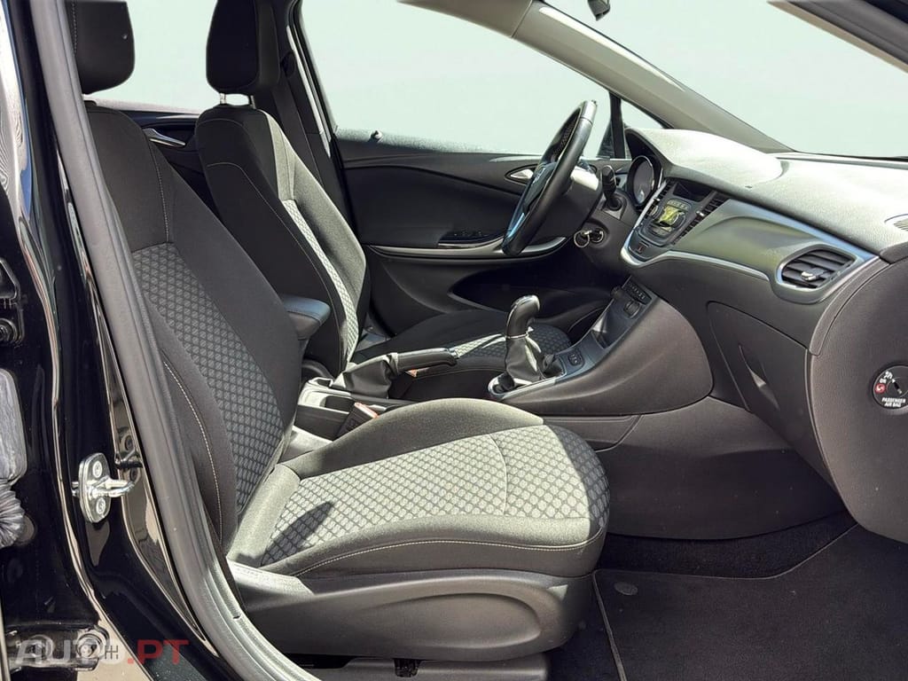 Opel Astra 1.6 CDTI Business Edition