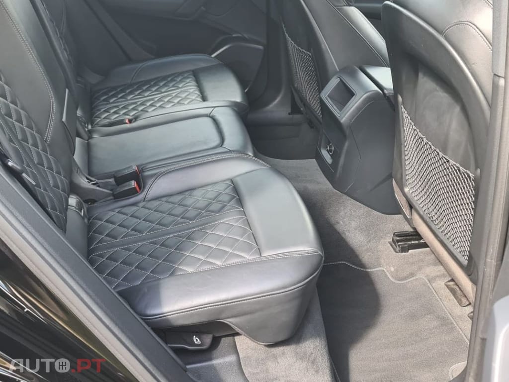 Audi Q5 3.0 TDI quattro S-line Tiptronic