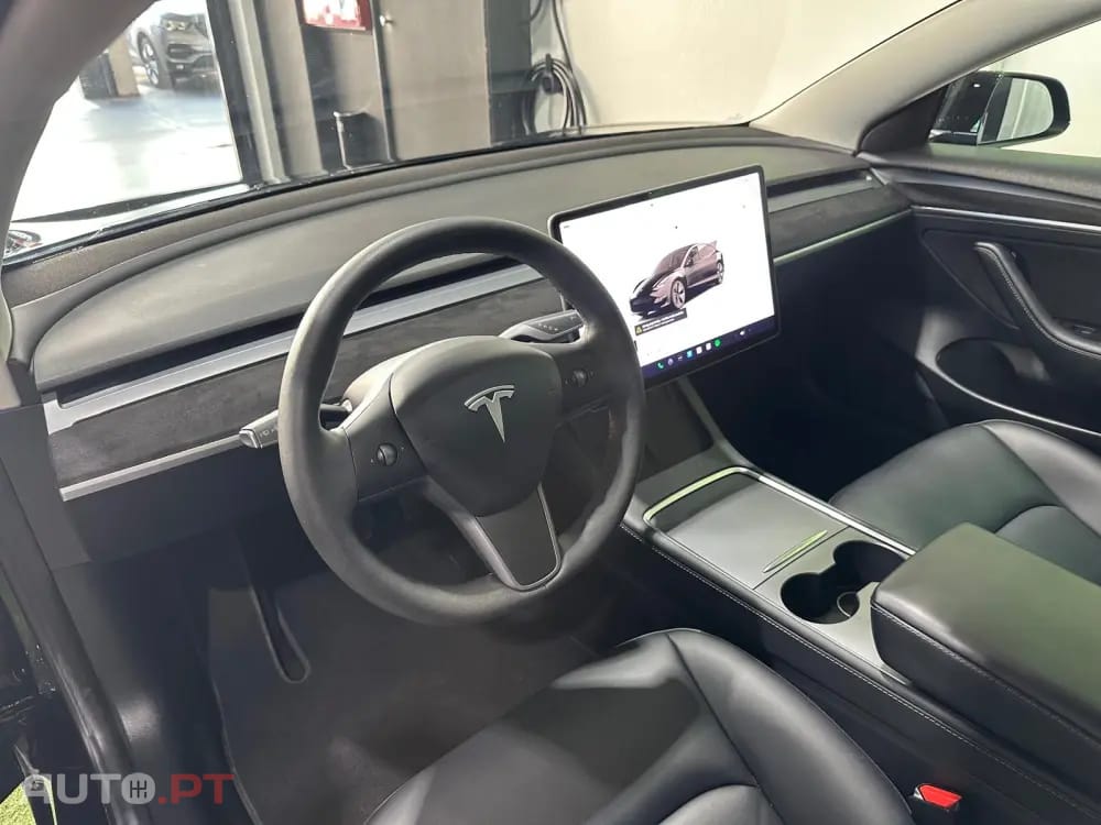 Tesla Model 3 Standard RWD Plus