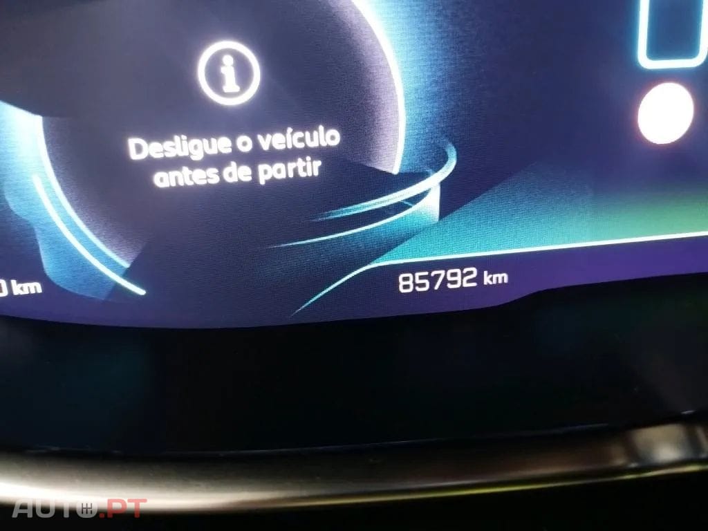 Peugeot 3008 1.6 Hybrid Allure Pack e-EAT8