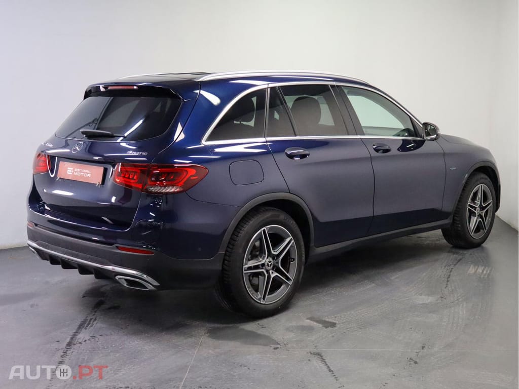 Mercedes-Benz GLC 300 de 4MATIC AMG