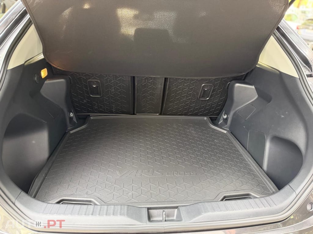 Toyota Yaris Cross 1.5 HDF Luxury