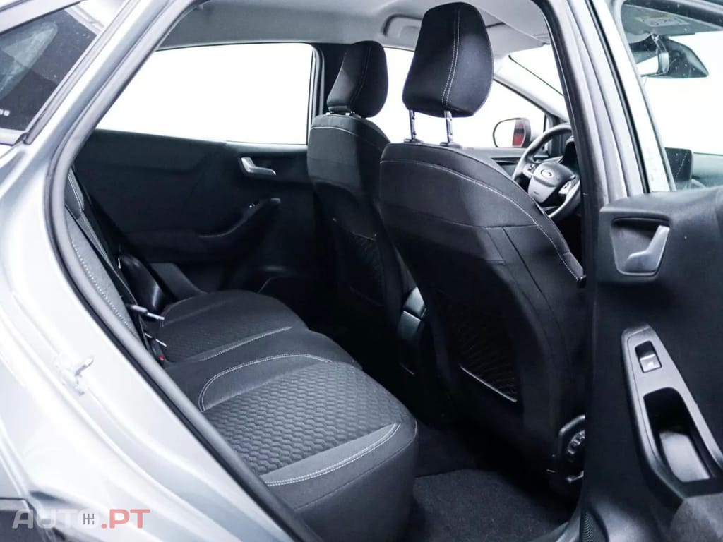 Ford Puma 1.0 EcoBoost Hybrid Aut. TITANIUM DESIGN — fotografia 11
