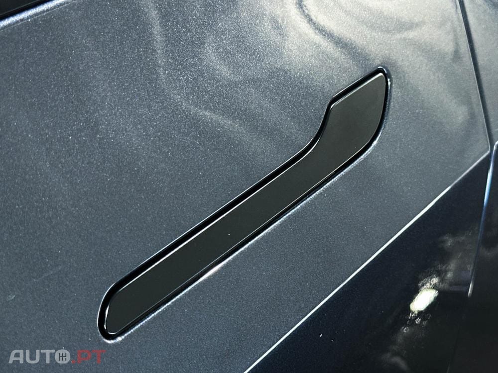 Tesla Model 3 Standard Range Plus RWD