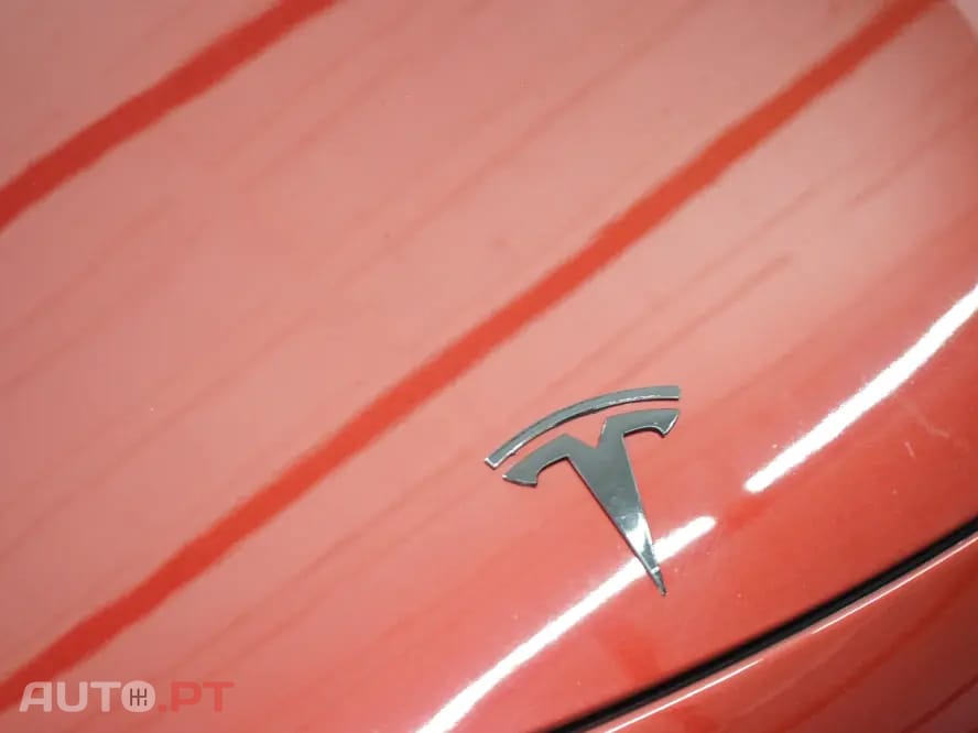 Tesla Model 3 Long Range AWD Dual Motor