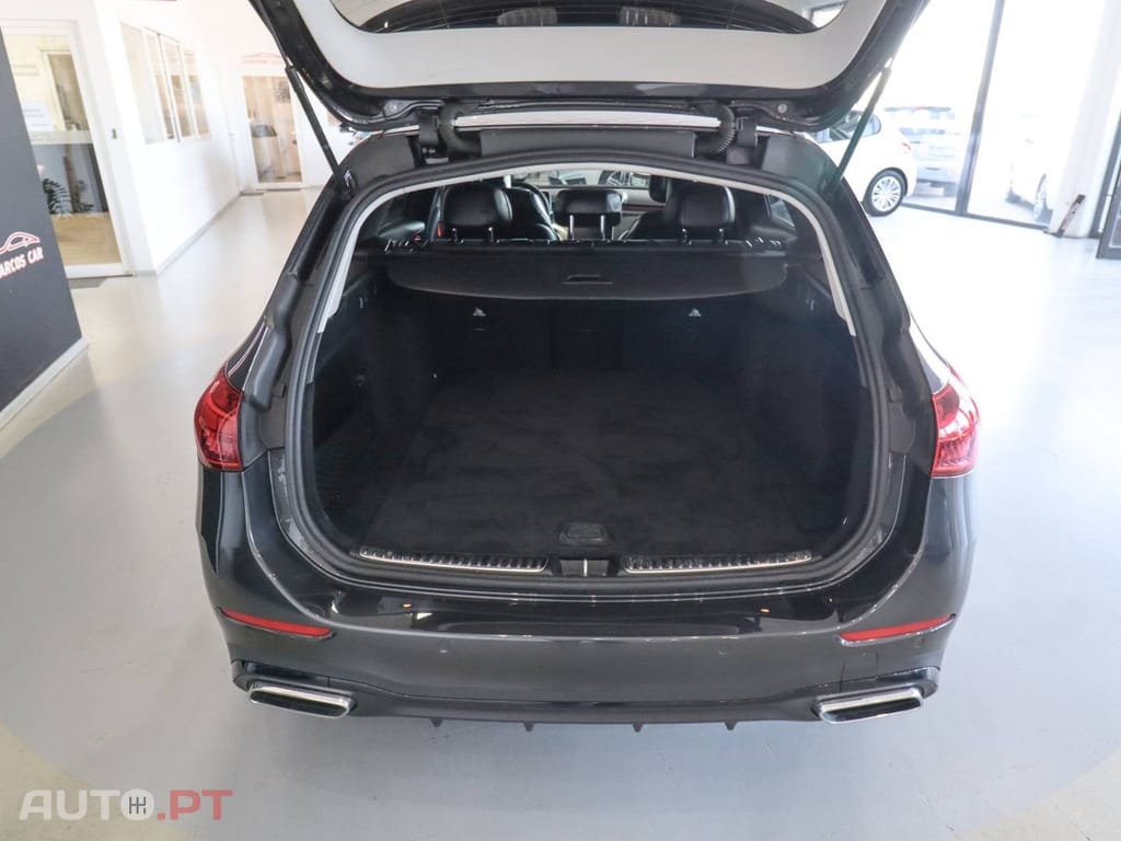 Mercedes-Benz C 220 AMG