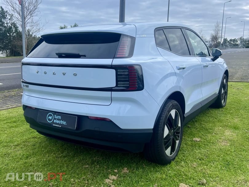 Volvo EX30 69 kWh Single Motor Extended Range Core