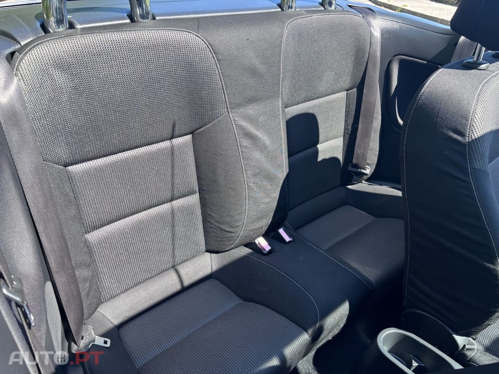 Peugeot 207 CC 1.6 HDi FAP