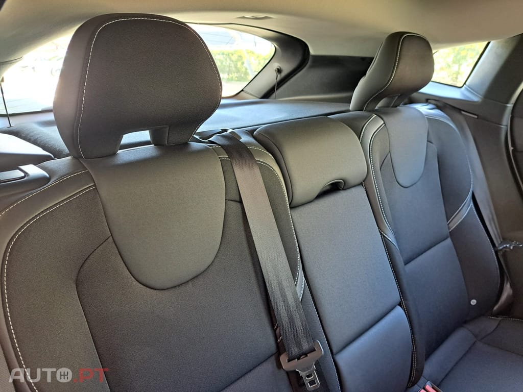 Volvo V40 2.0 D2 Momentum Eco