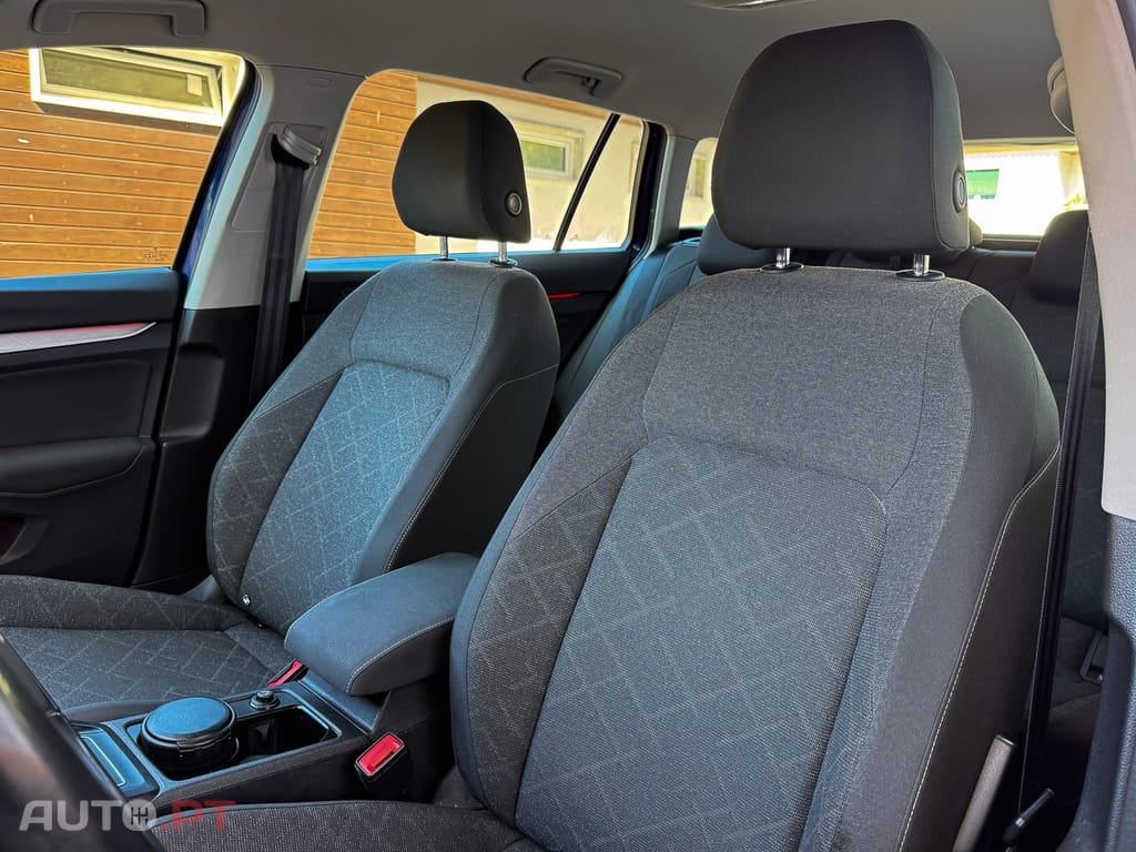 Volkswagen Golf Variant 1.6 TDi Confortline DSG