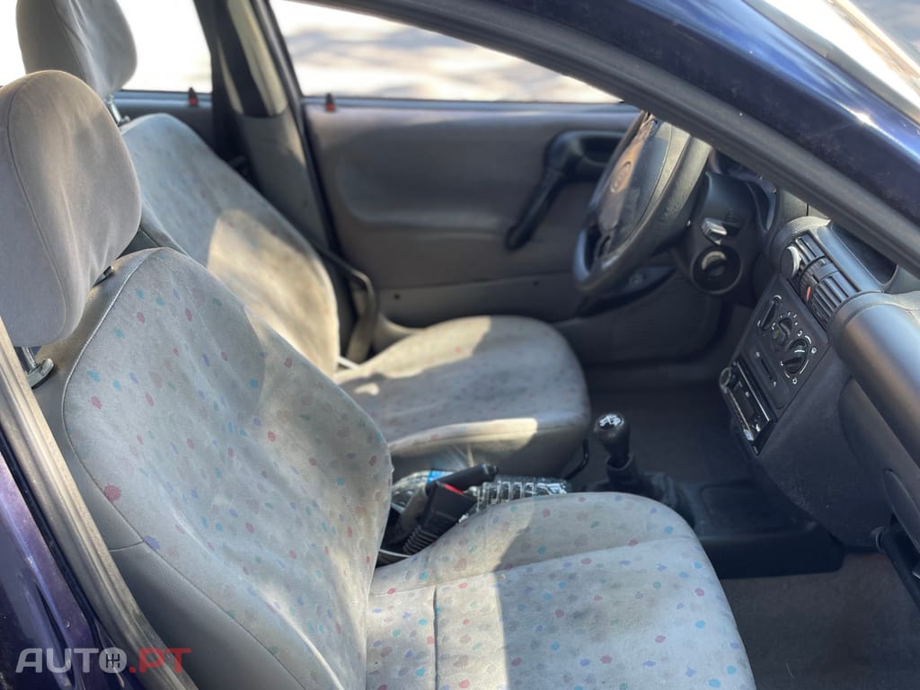 Opel Corsa 1.2