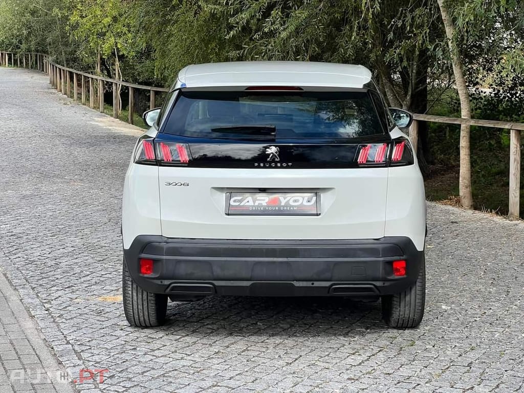 Peugeot 3008 1.5 BlueHDi Allure EAT8