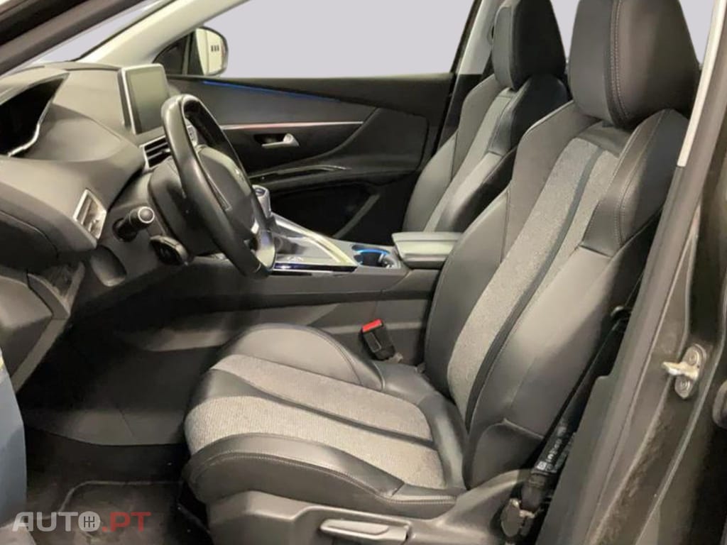 Peugeot 5008 1.2 Allure 7L