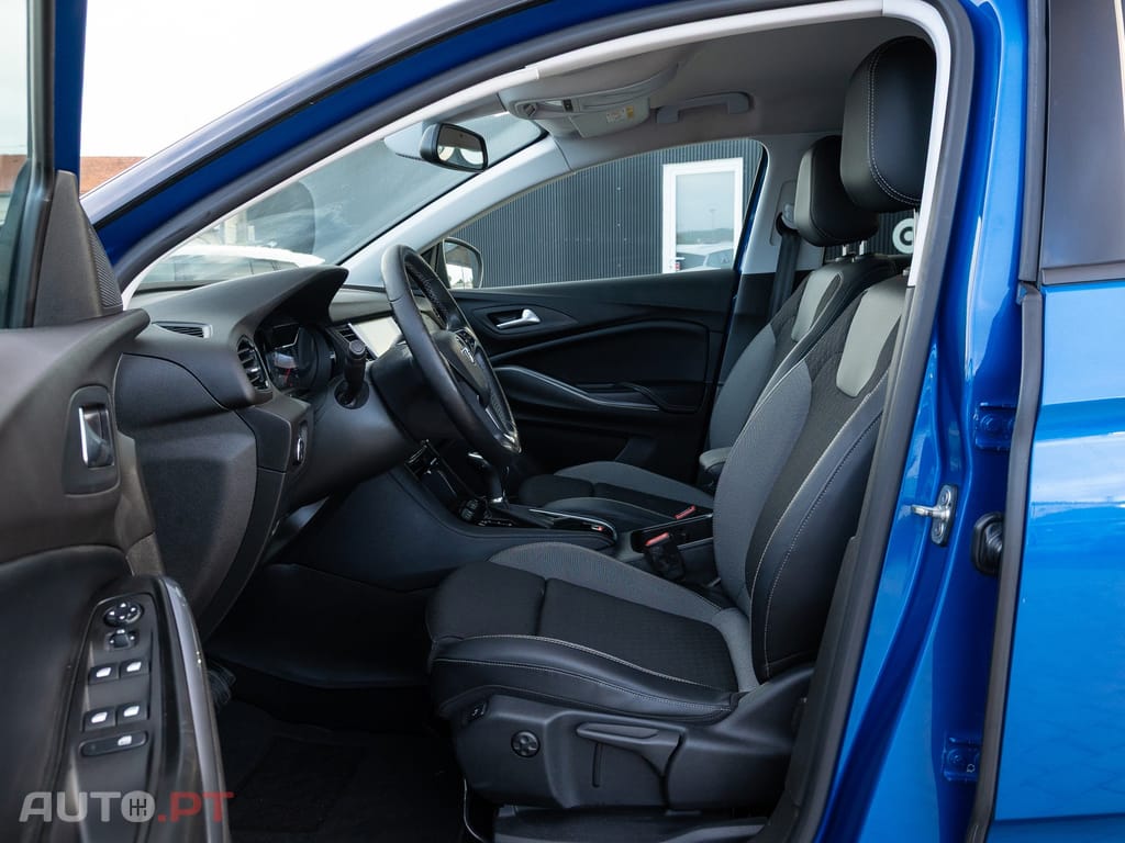 Opel Grandland (X) 1.2 T Innovation AT