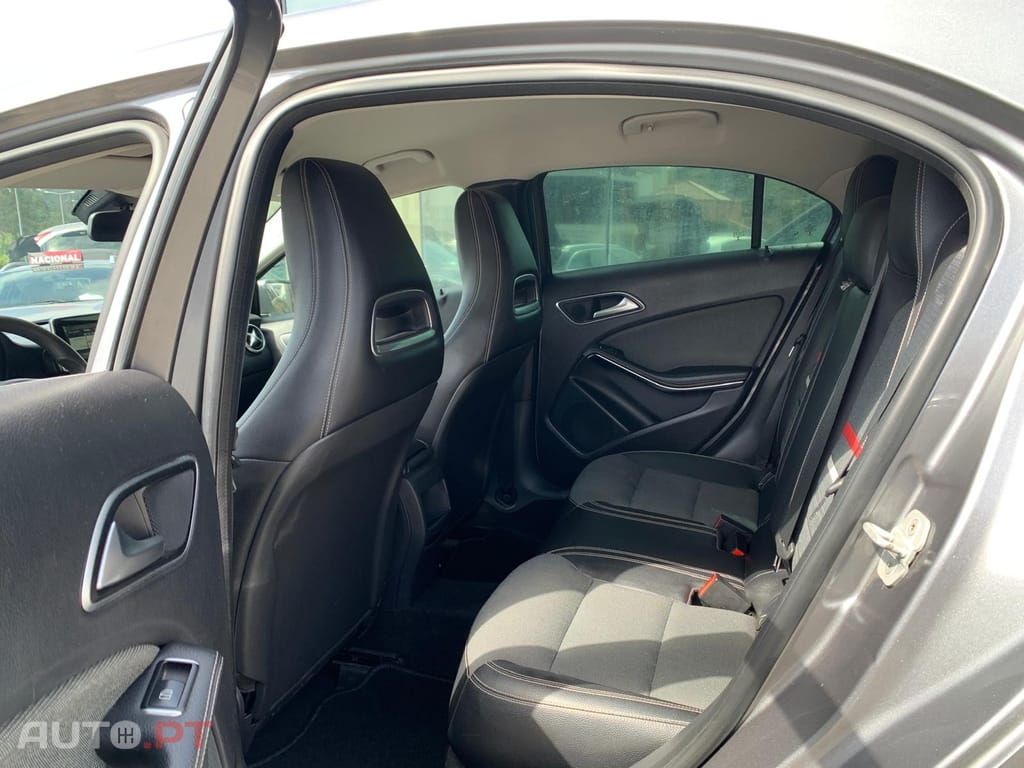 Mercedes-Benz A 180 d Urban