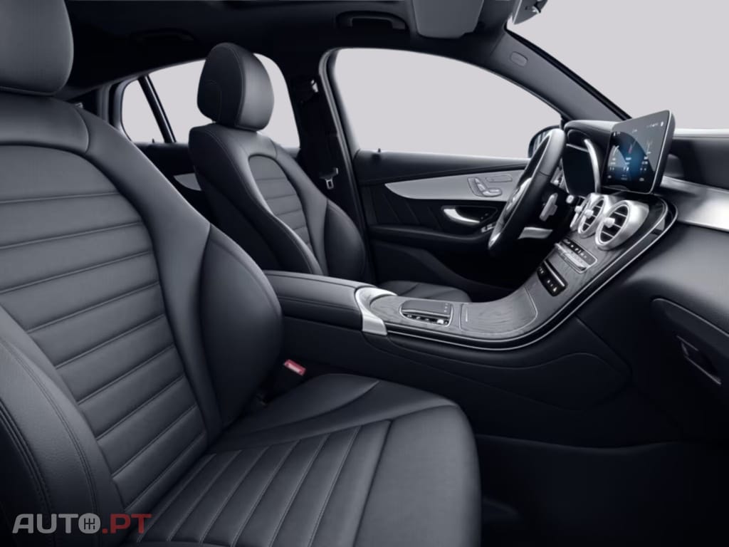 Mercedes-Benz GLC 300 de 4M Coupé AMG I.V.A DEDUTIVEL