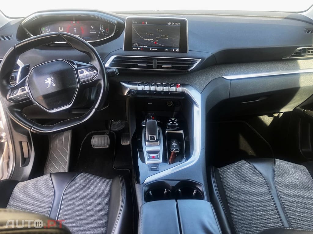 Peugeot 3008 1.6 BlueHDi Allure Grip Control EAT6