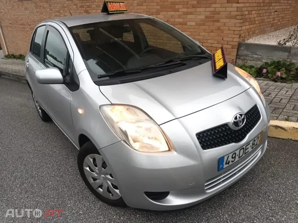 Toyota Yaris 1.0 VVT-i AC
