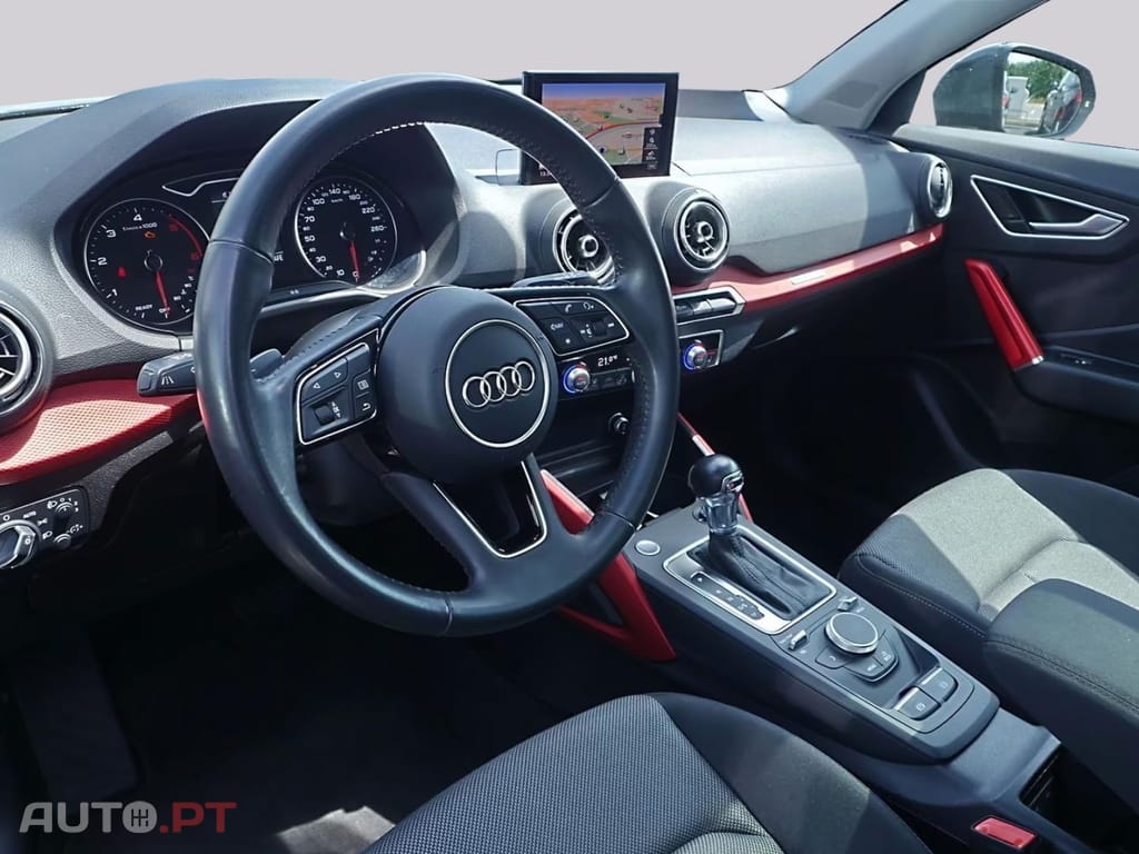 Audi Q2 I.V.A DEDUTÍVEL 35 TDI Sport S tronic