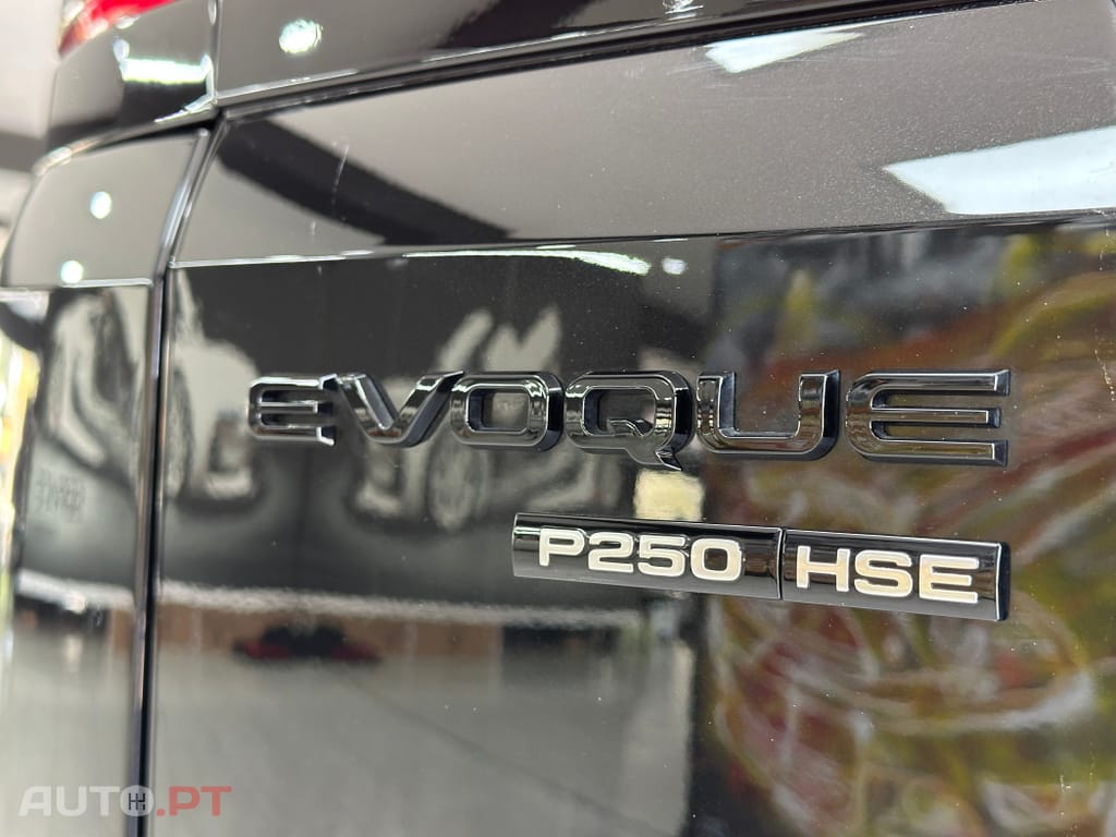 Land Rover Evoque P250 R-Dynamic HSE