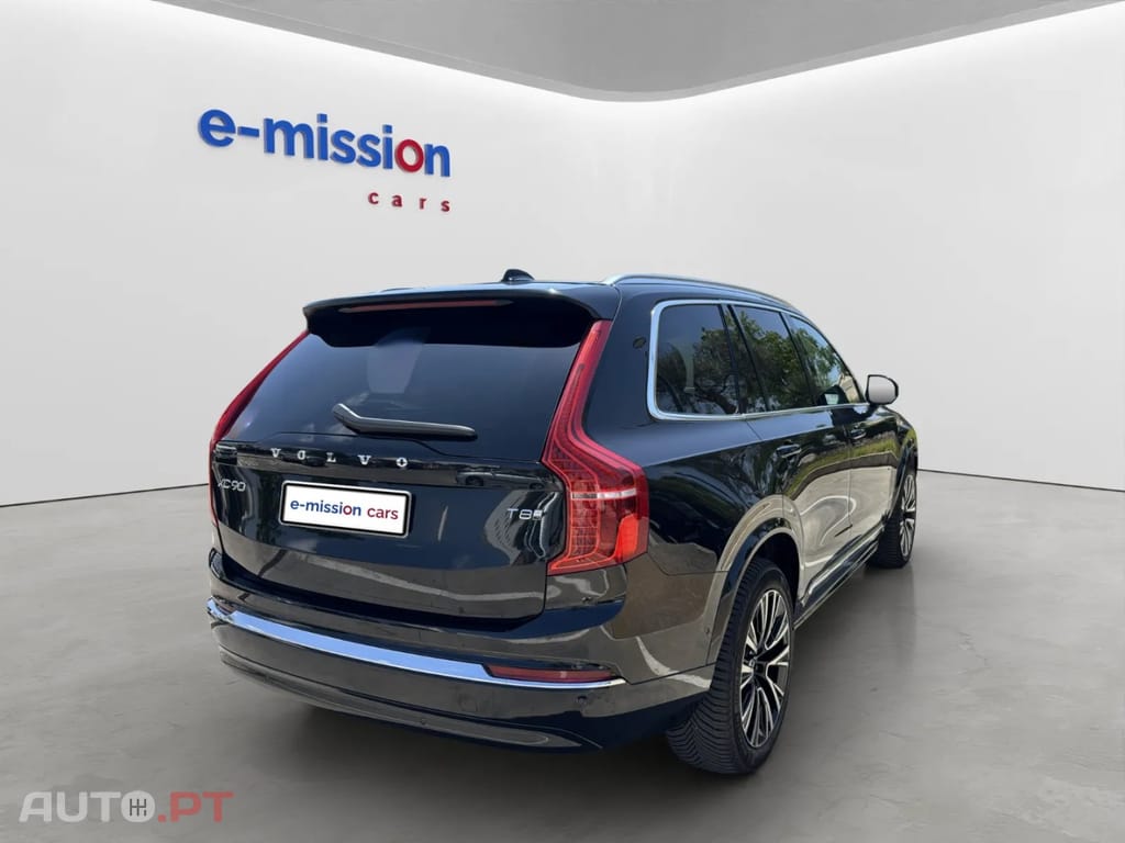 Volvo XC90 2.0 T8 PHEV Plus Bright AWD