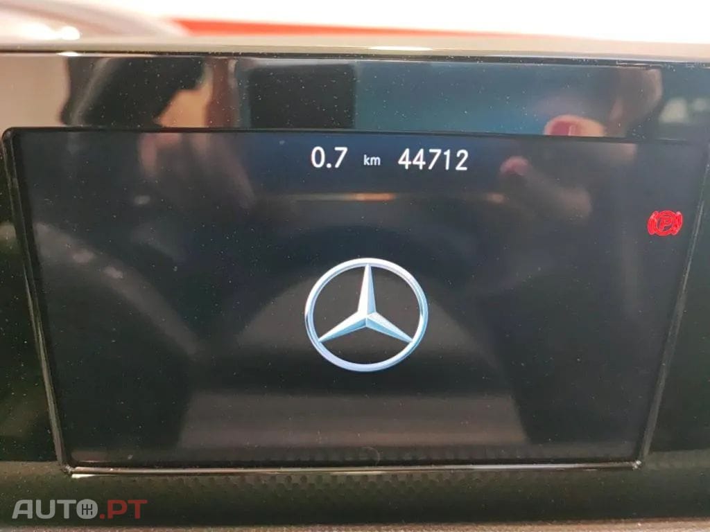 Mercedes-Benz A 180 d AMG Line