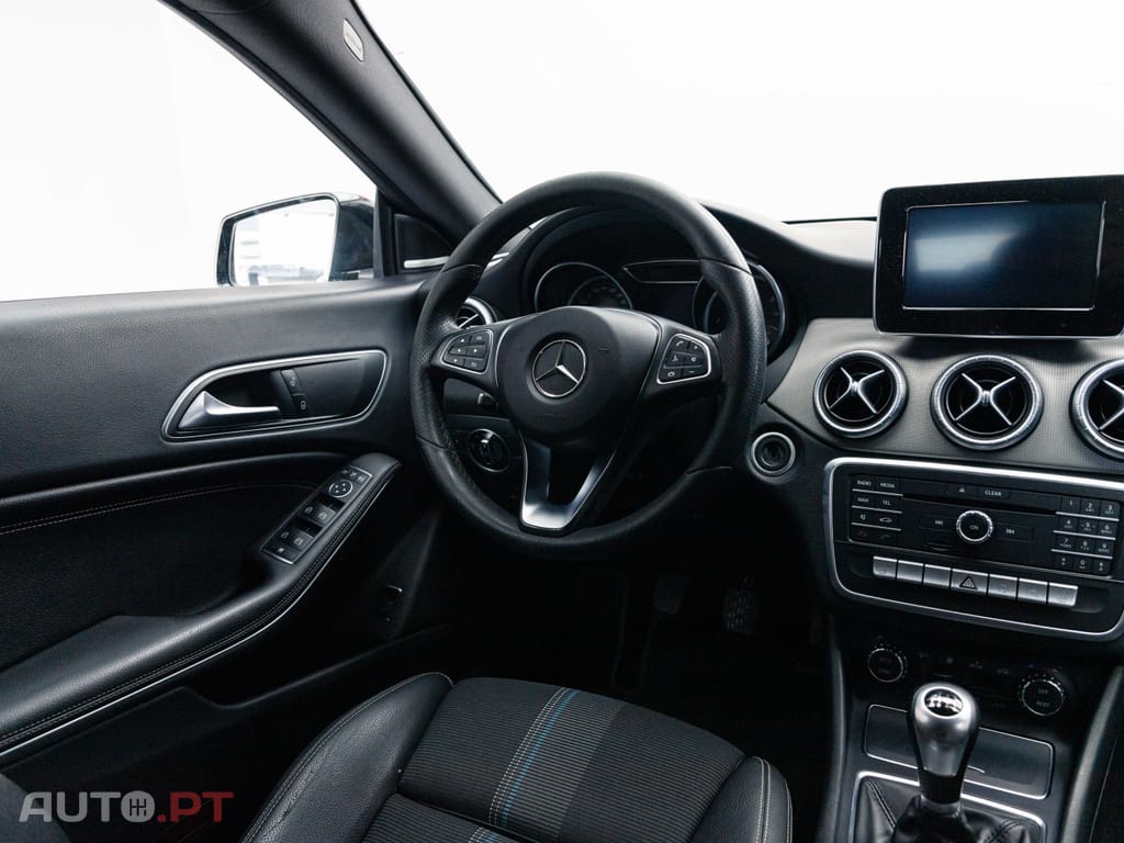 Mercedes-Benz CLA 180 d Shooting Brake Urban